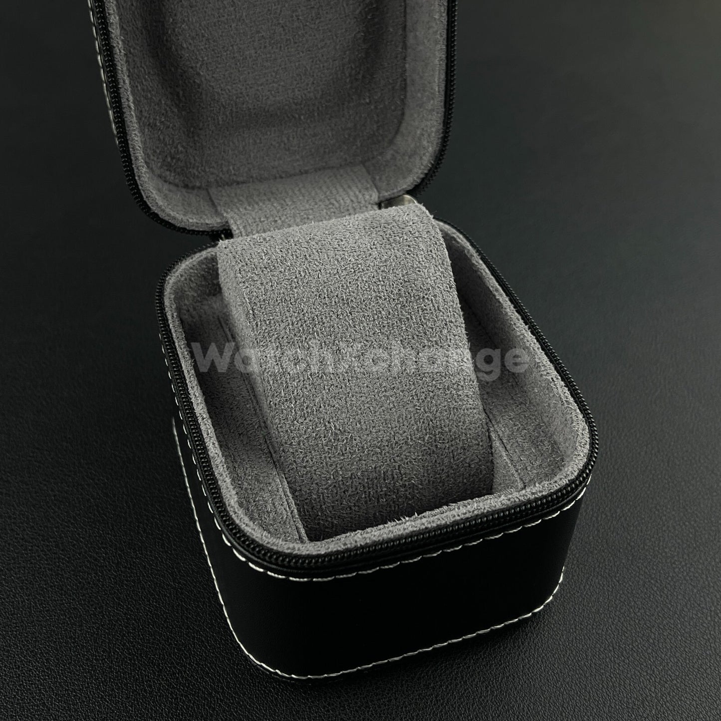 Black PU Leather Watch Storage for Case Single Watch Travel Box with Zip