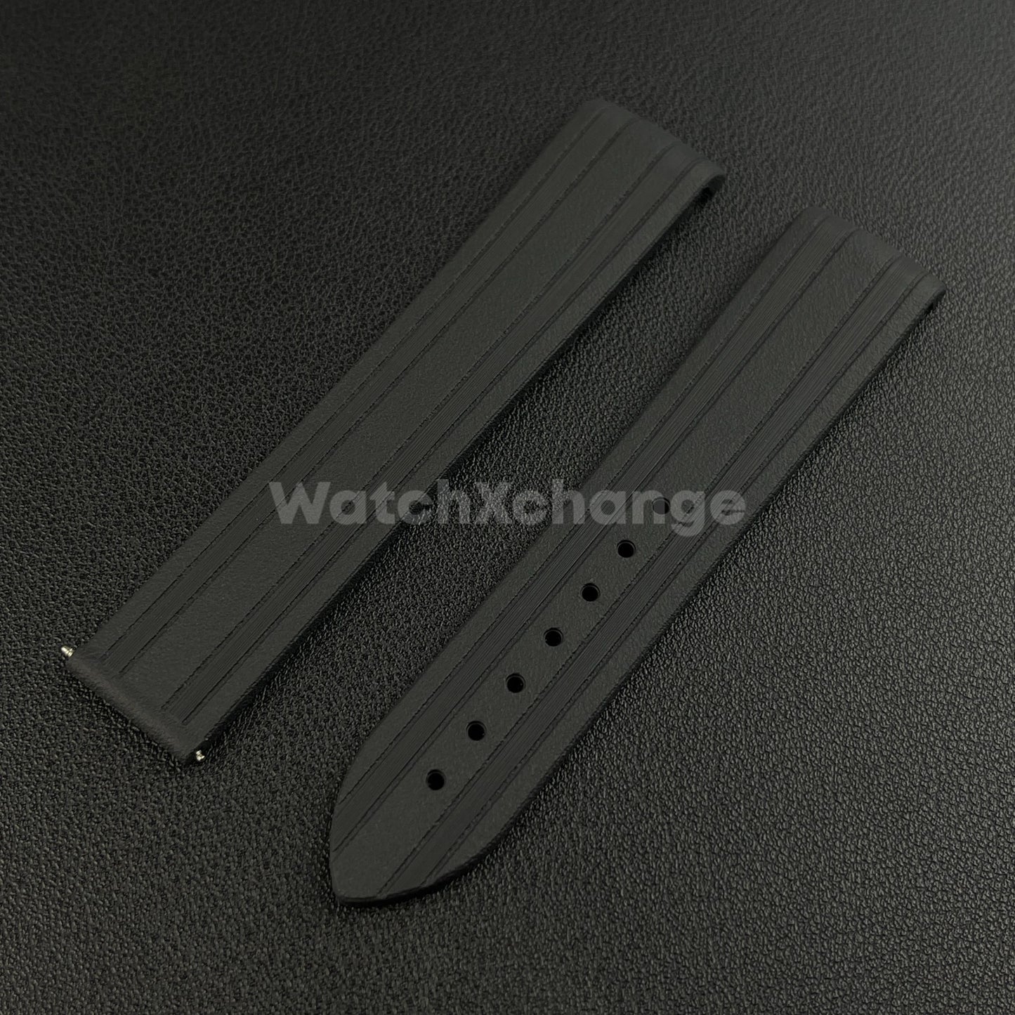 Black Omega Seamaster 41mm 300M Silicone Rubber Curved End Strap 20mm