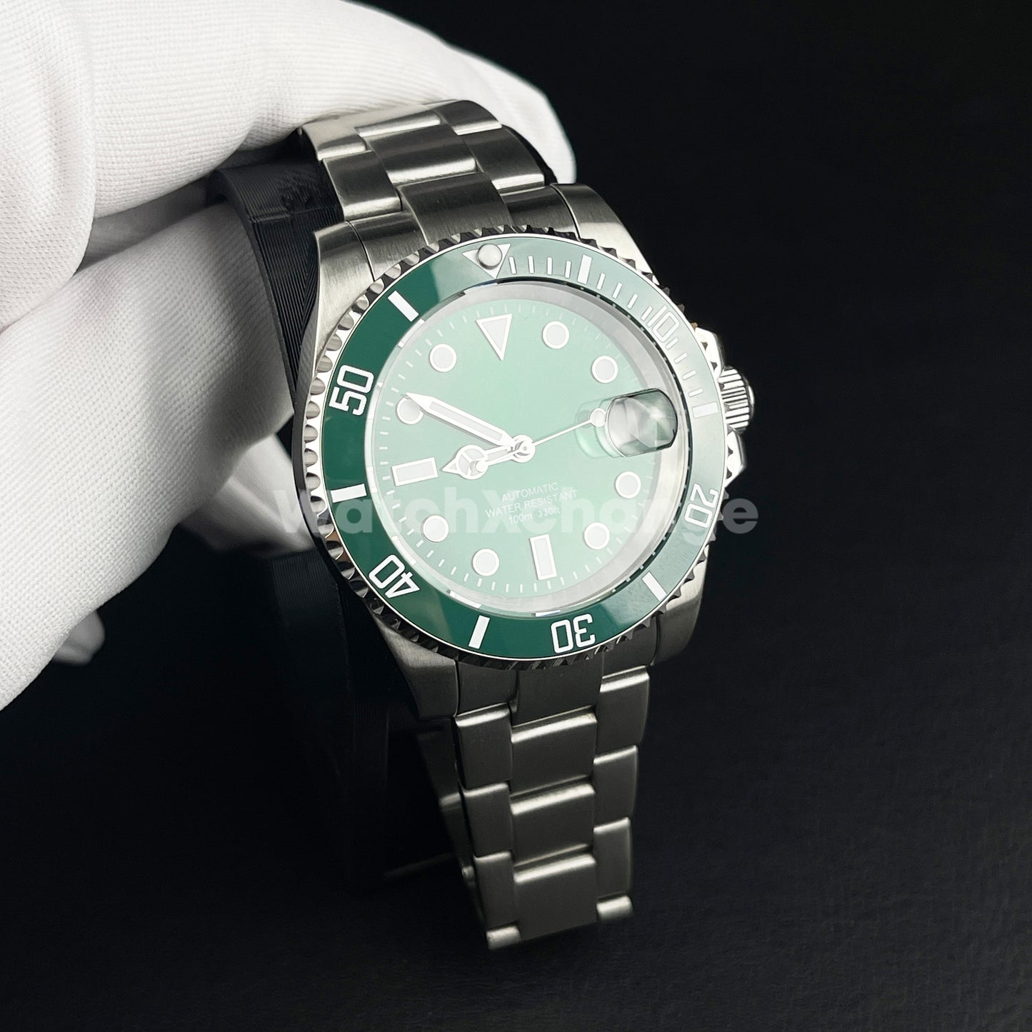 Green Hulk 40mm Diving Mens Watch NH35A Automatic Movement Sapphire Steel