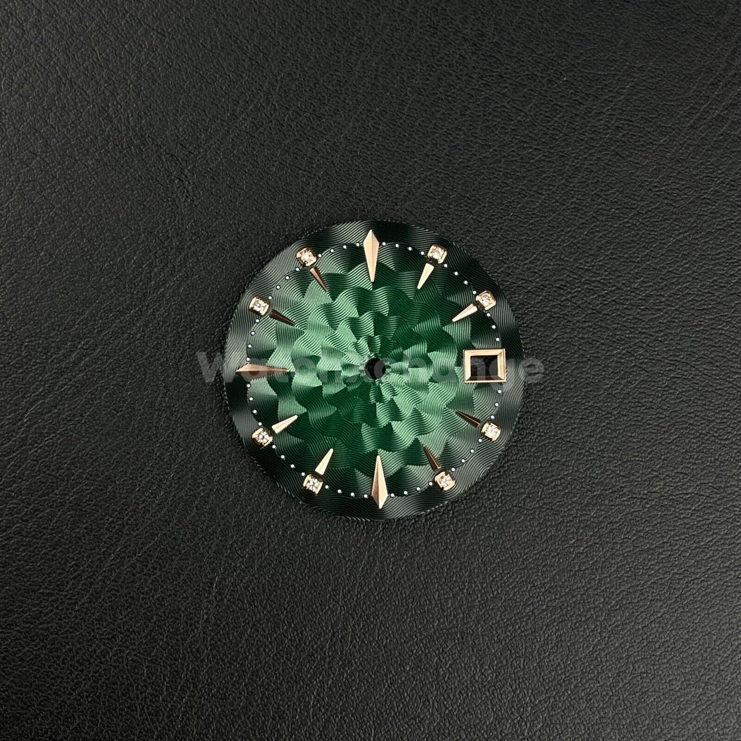 29mm Green Watch Dial Face Radial Pattern Diamond Scale for NH35/36 Movements