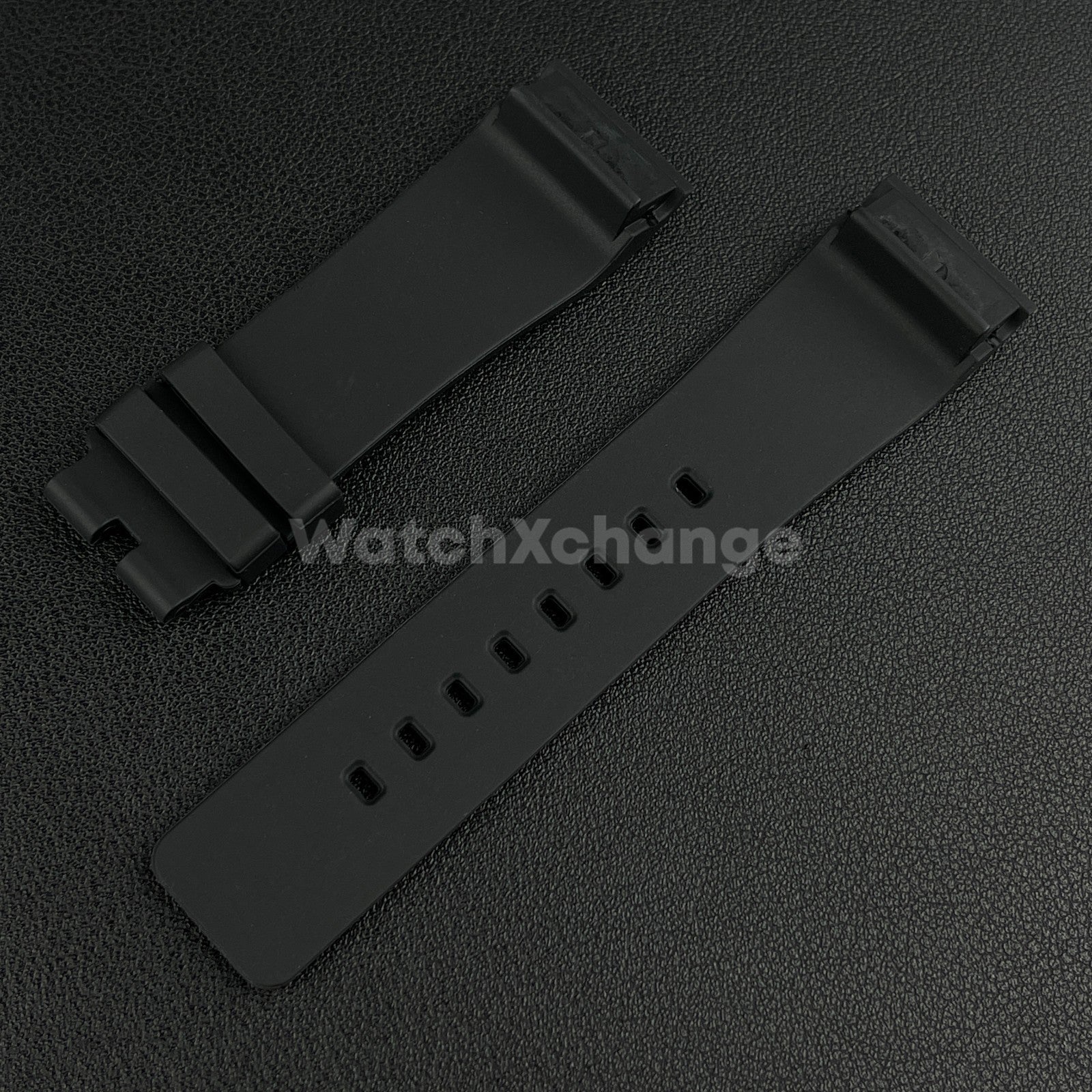 Black Silicone Rubber Watch Strap For Cartier Santos 100 Curved Ends 20 / 23mm