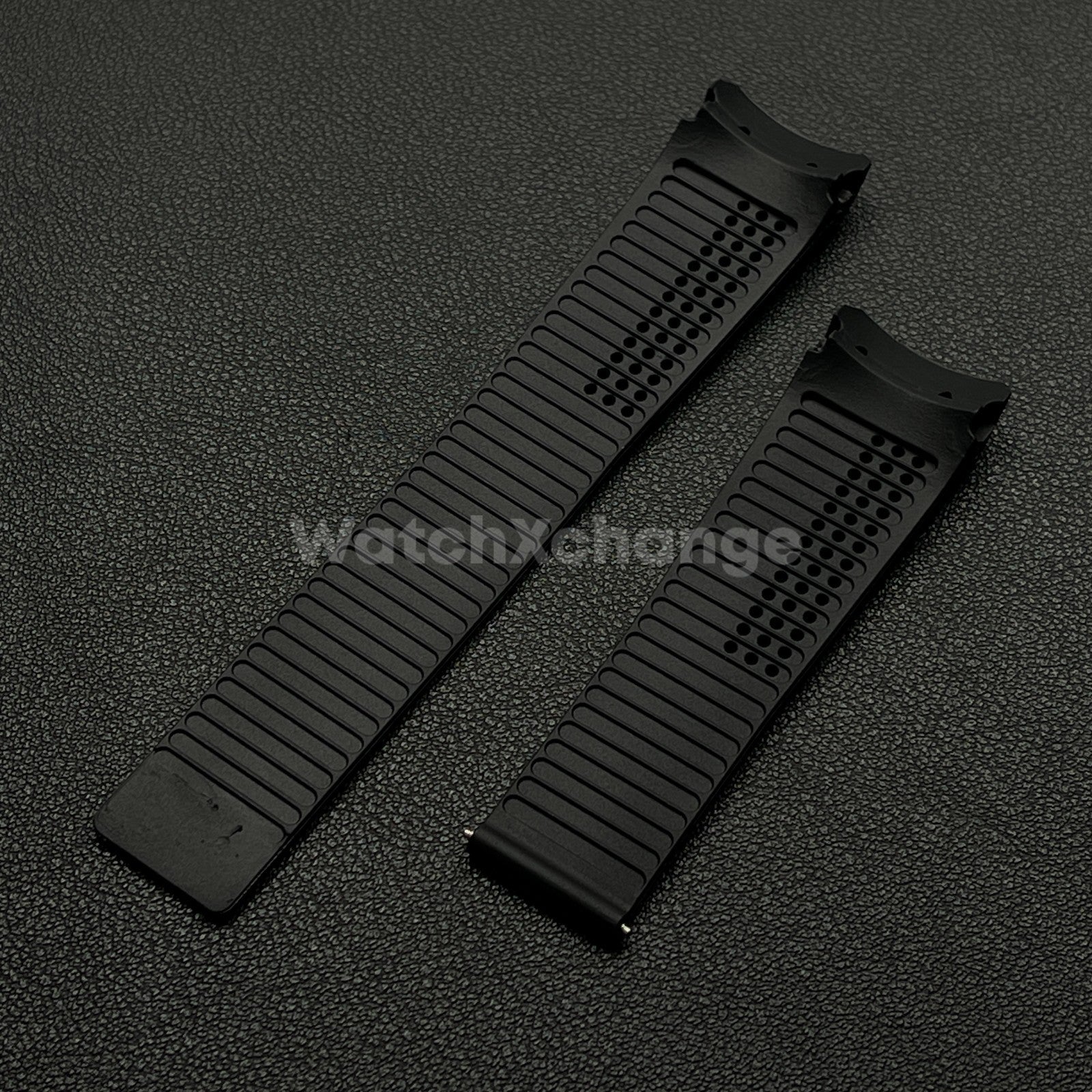 22mm Black Rubber Watch Strap Band Breathable Waterproof For TAG Heuer Carrera