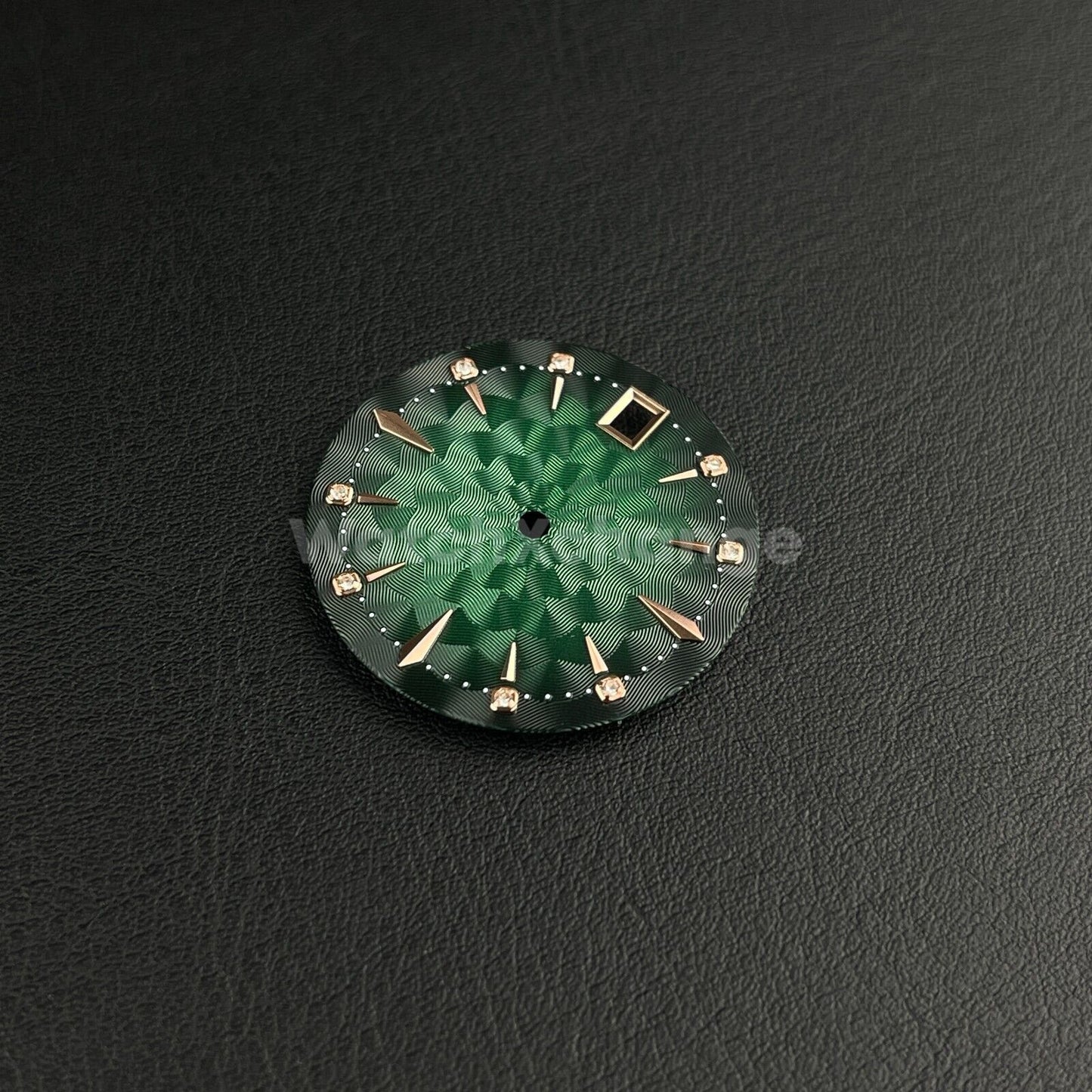 29mm Green Watch Dial Face Radial Pattern Diamond Scale for NH35/36 Movements
