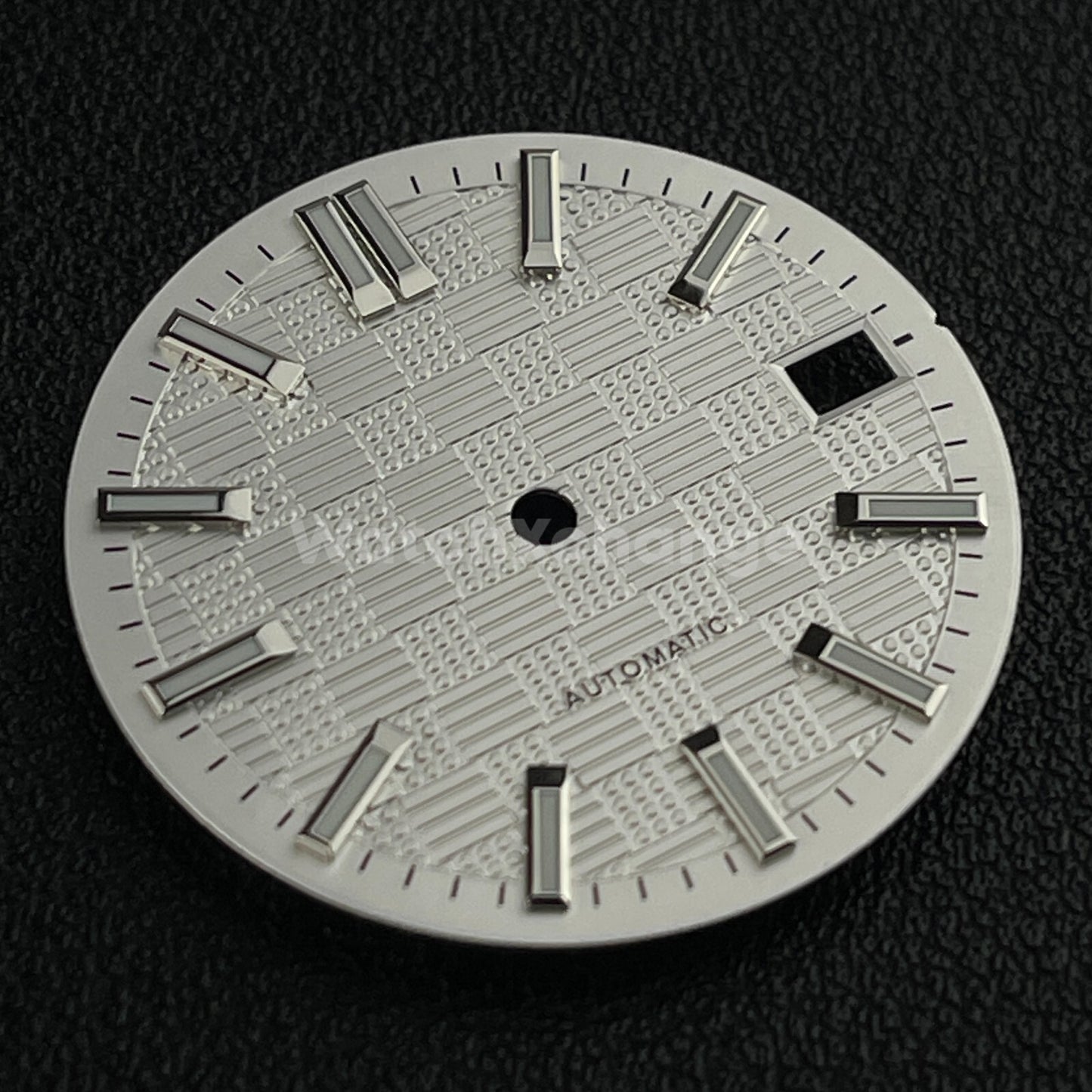 28.5mm White Grid Dots Pattern Texture Watch Dial for SEIKO NH35 NH36 Movement