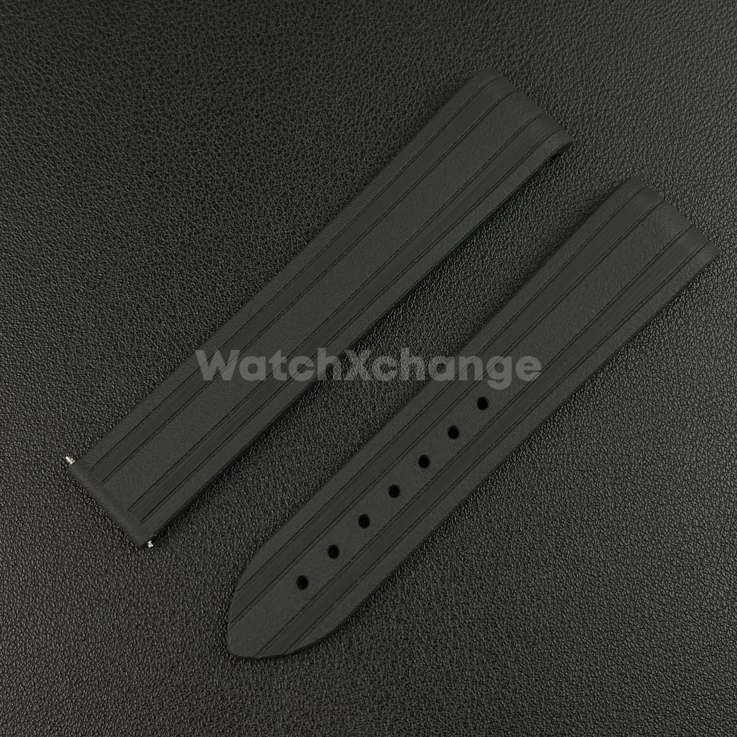 Black Omega Seamaster 41mm 300M Silicone Rubber Curved End Strap 20mm
