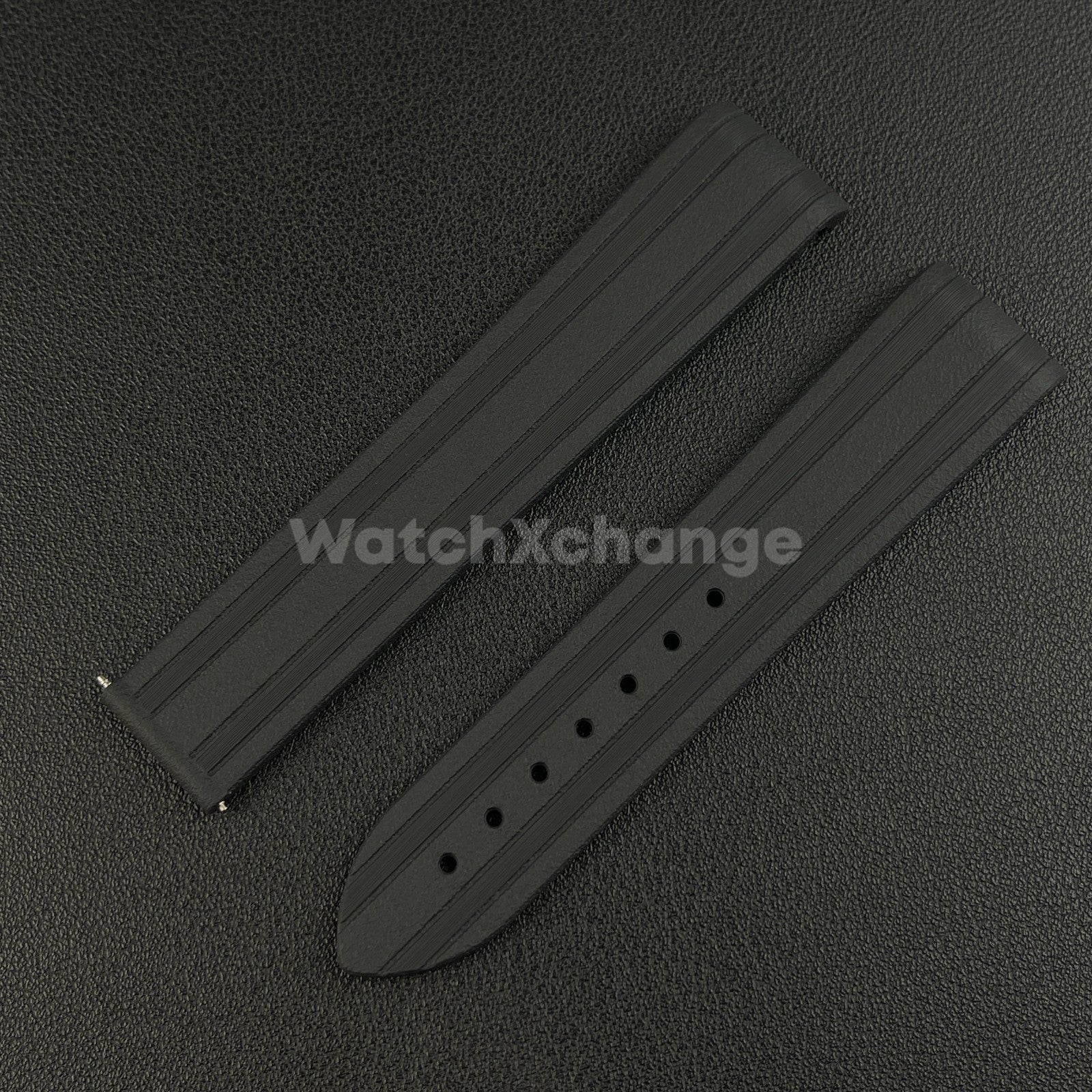 Black Omega Seamaster 41mm 300M Silicone Rubber Curved End Strap 20mm