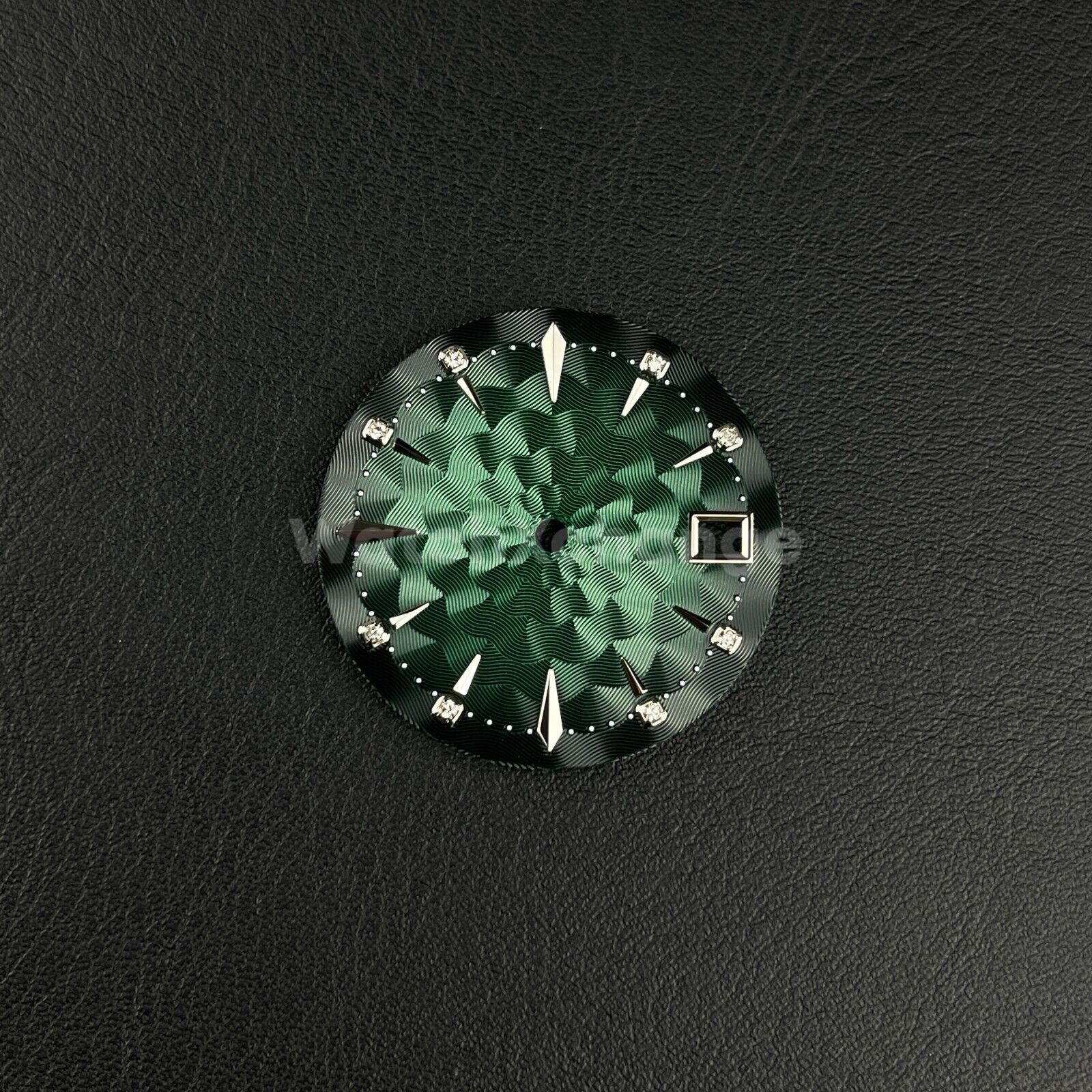 29mm Green Watch Dial Face Radial Pattern Diamond Scale for NH35/36 Movements