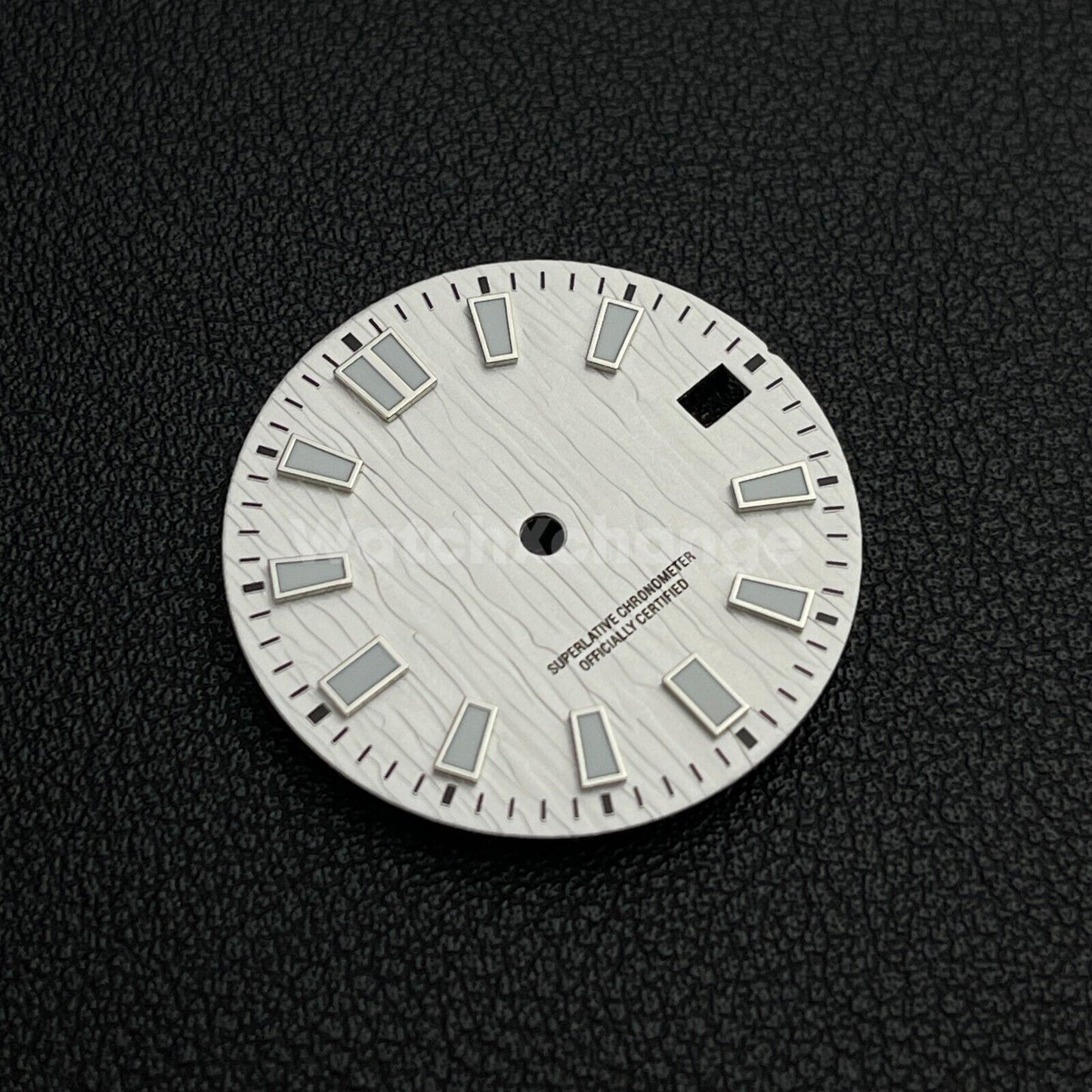 28.5mm White Watch Dial NH35 NH36 4R35 Movement Water Ripple Texture
