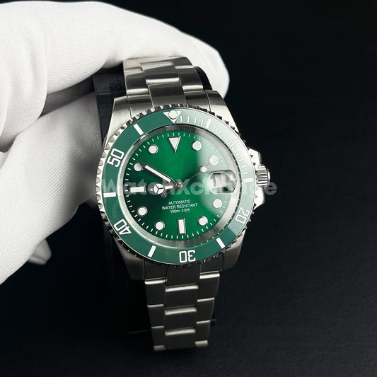 Green Hulk 40mm Diving Mens Watch NH35A Automatic Movement Sapphire Steel