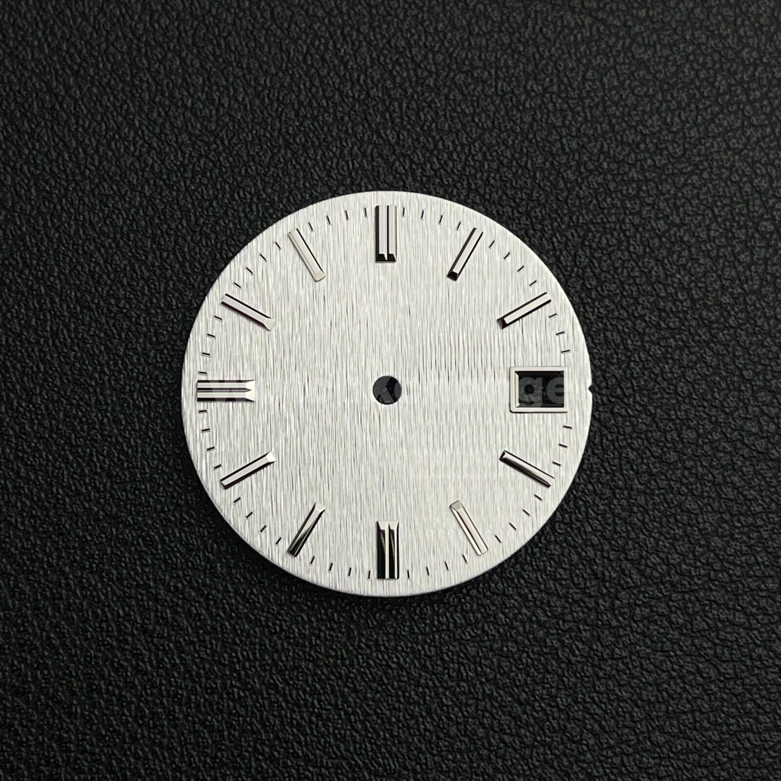 28.5mm White Vertical Line Texture Watch Dial for SEIKO NH35 NH36 Movement