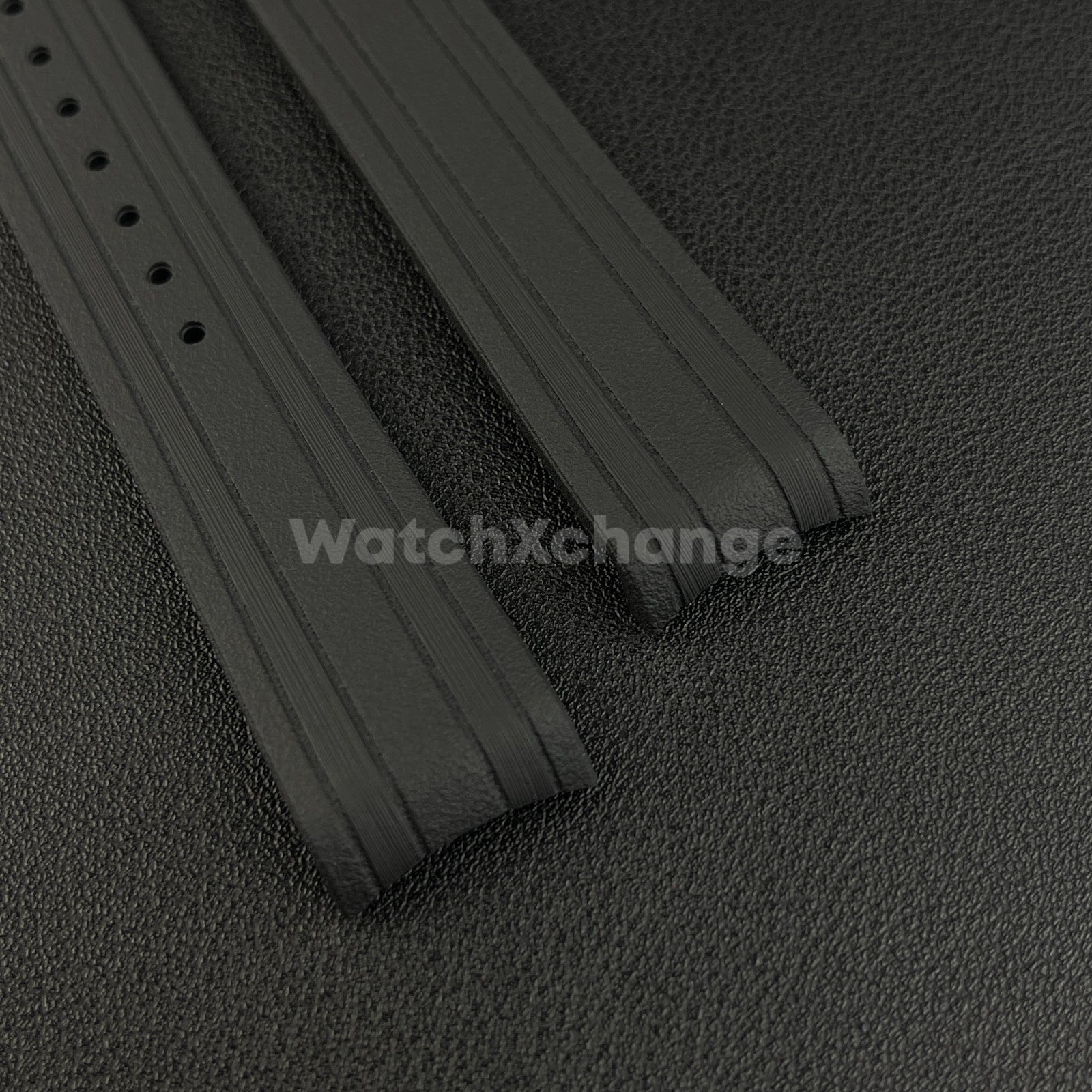 Black Omega Seamaster 41mm 300M Silicone Rubber Curved End Strap 20mm