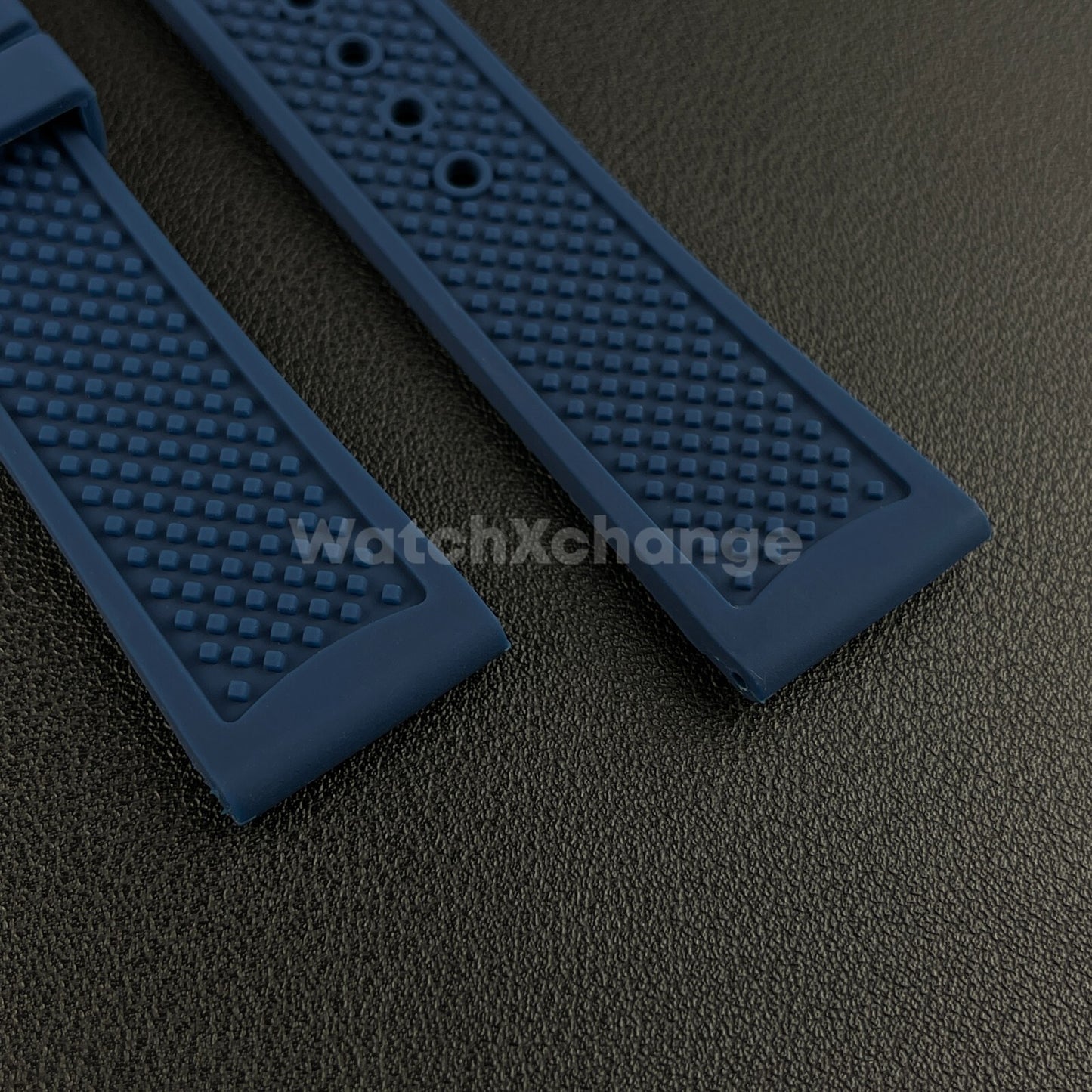 23mm 24mm Navy Blue Rubber Silicone Strap Band fit Calibre De Cartier watch