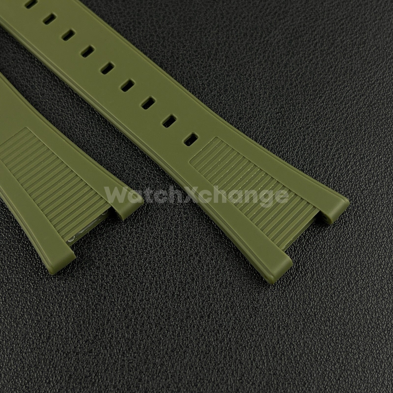 Green 25*12mm Silicone Rubber Watch Strap For Patek Phillip Nautilus 5711 5712